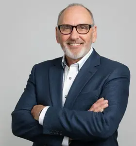 Steve Simpson - Steve Simpson helps organisations worldwide unlock performance by transforming workplace cultures through his UGRs methodology.
