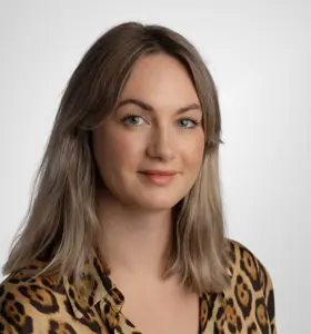 Cristina Criddle - Engage Cristina Criddle, a seasoned tech journalist, to explore the cutting-edge innovations in AI and their implications for the modern workforce.