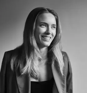 Ida Kymmer - Global strategist and speaker exploring where culture, media, and technology meet to shape tomorrow’s businesses.