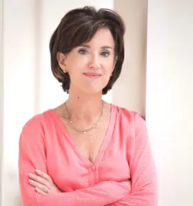 Susan Packard - HGTV co-founder Susan Packard shares powerful lessons on leadership, emotional fitness, and the courage required to build meaningful careers.