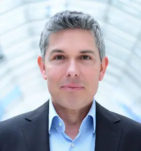 Tim Cortinovis - Tim Cortinovis shows how agentic AI reshapes revenue, turning fragmented processes into autonomous, scalable growth systems.