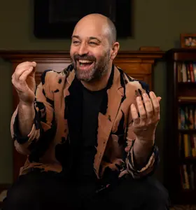 Ed Gillespie - Ed Gillespie helps businesses navigate climate change and disruptive innovation with bold insights, fostering resilience and sustainability.