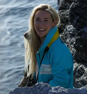 Finn van der Aar - Marine scientist and bestselling author Finn van der Aar empowers businesses to drive real sustainability impact and climate leadership through science, strategy, and story.