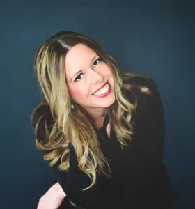 Kelly Waltman - Dr. Kelly Waltman helps leaders and teams cultivate thriving environments with actionable insights.