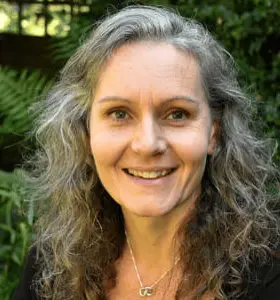 Cath Bishop - Cath Bishop: Olympic Glory, Diplomatic Expertise, and Leadership Wisdom. Elevate your team's performance with her insights.