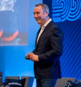René Meulensteen - Transform your team with René Meulensteen’s proven leadership insights from his triumphs with Manchester United under Sir Alex Ferguson.