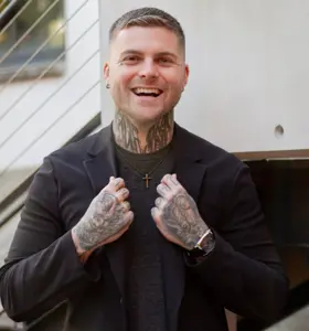 Johnny Crowder - Empower your team with Johnny Crowder, TEDx speaker and CEO of Cope Notes, transforming workplace mental health through science-backed, daily resilience strategies.