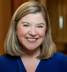 Jeannie Walters - Elevate your business with Jeannie Walters, the leading authority on improving employee and customer relationships. Unlock your success today!