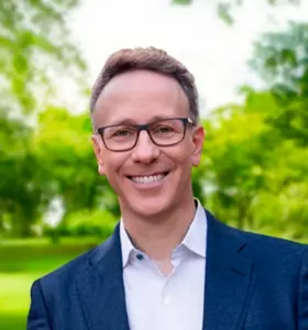 Adam Toporek - Inspire Your Team, Delight Your Customers: Adam Toporek's energetic keynotes equip organizations with tools to create memorable customer experiences.