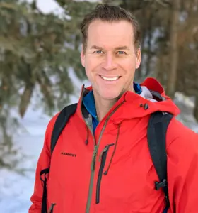 David Snow - An elite mountaineer & business leader, David Snow inspires organizations to embrace bold thinking & overcome obstacles.