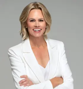 Molly Fletcher - From top sports agent to global keynote speaker, Molly Fletcher teaches companies how to sustain energy, lead with purpose, and achieve game-changing results.
